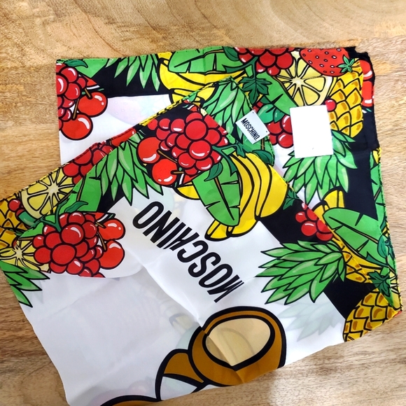 Moschino Accessories - MOSCHINO 100% silk square scarf teddy fruits